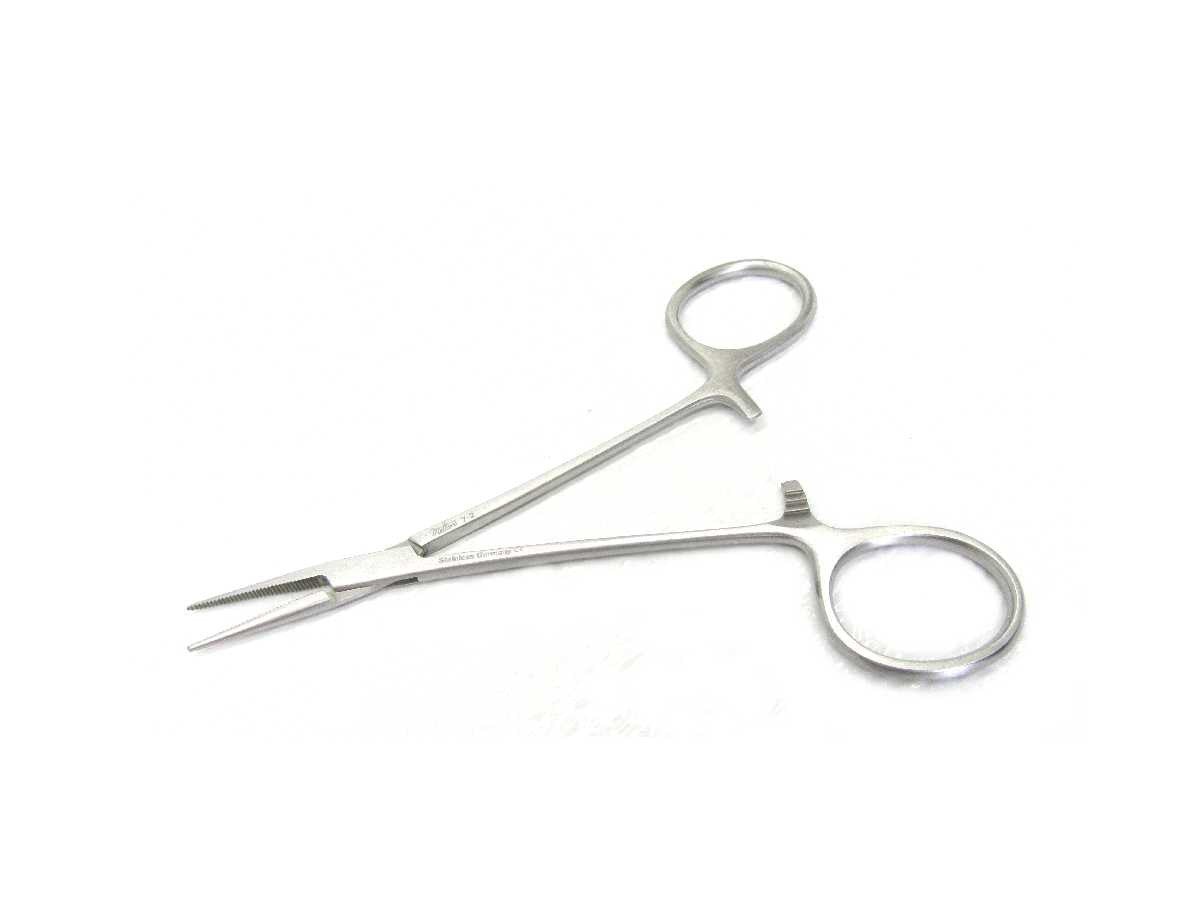 Booth Medical - Miltex 7-2 Halsted Mosquito Forceps, 5" Curved w/Locks